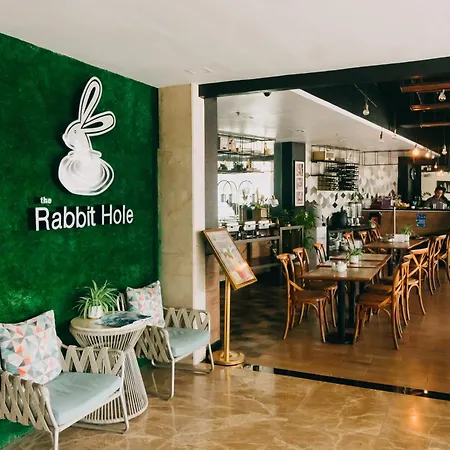 Goldberry Suites & Hotel Mactan