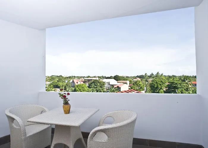 Hotel Goldberry & Mactan 3*