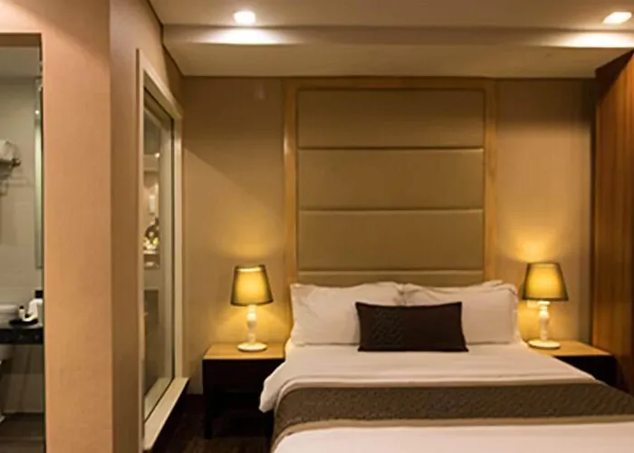 Hotel Goldberry & Mactan