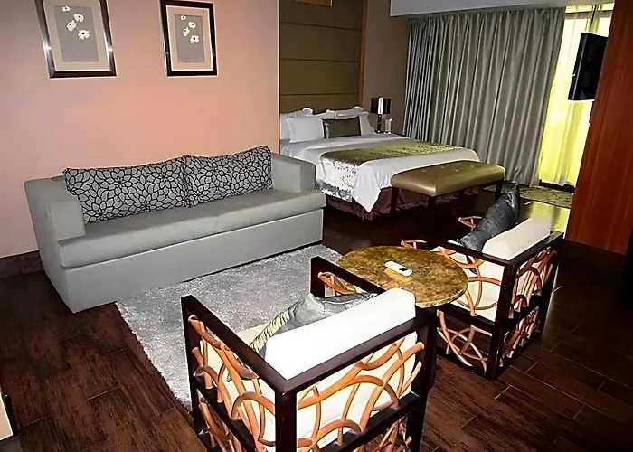 Hotel Goldberry & Mactan 3*