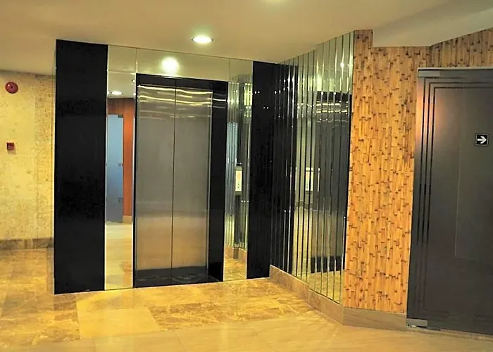 Hotel Goldberry & Mactan Lapu-Lapu City