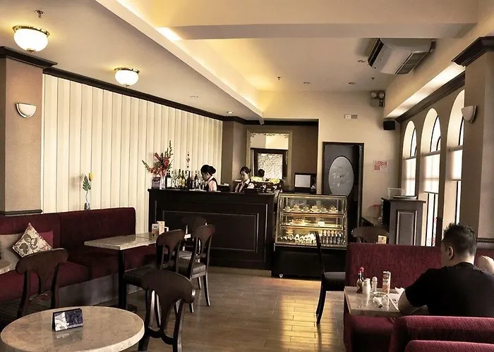 Hotel Goldberry & Mactan Lapu-Lapu City
